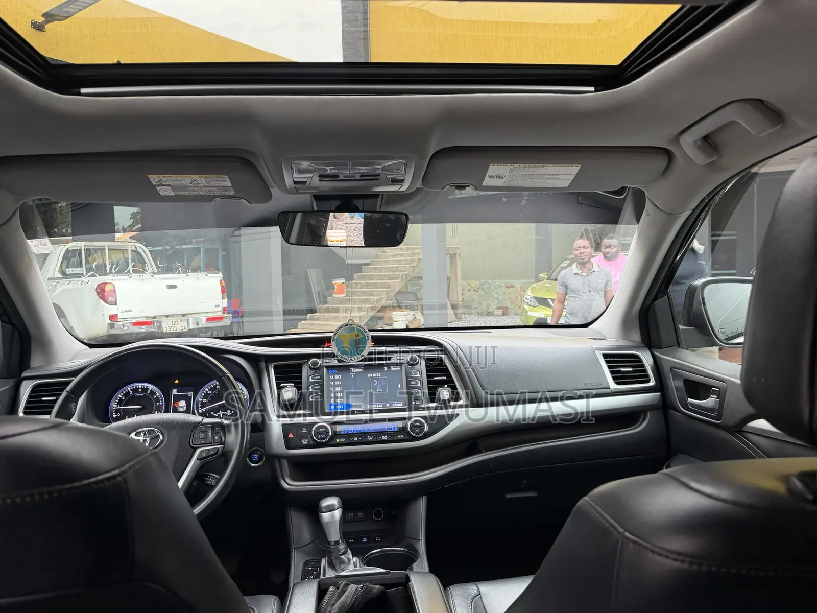 Toyota Highlander XLE 2019 Black