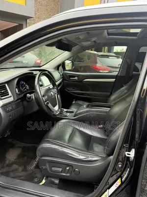 Toyota Highlander XLE 2019 Black