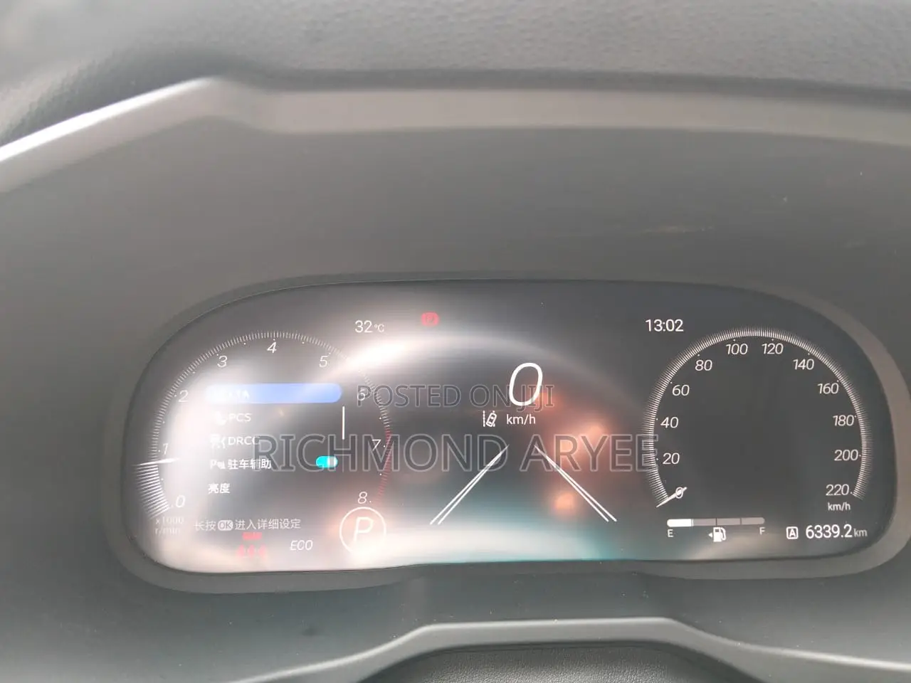Toyota RAV4 LE FWD 2023 White