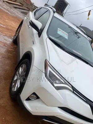 Toyota RAV4 Limited 4dr SUV AWD (2.5L 4cyl 6A) 2018 White