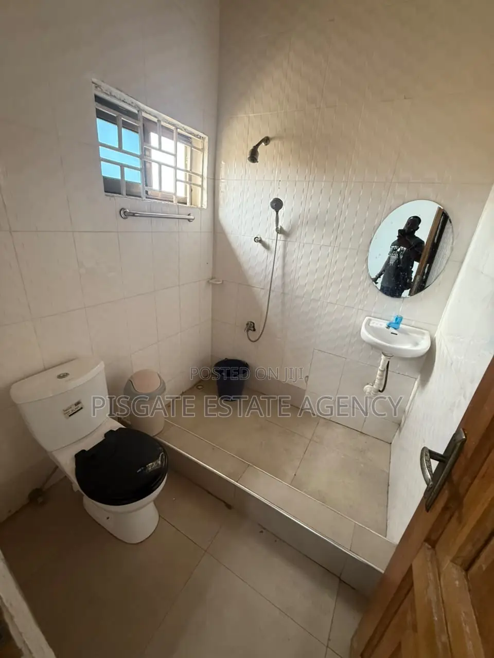 2bdrm Apartment in Abrantie for rent