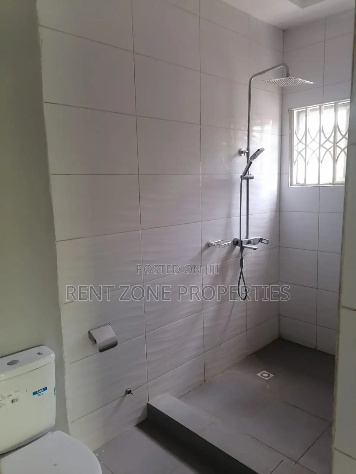 5bdrm Duplex in Ablekuma for rent