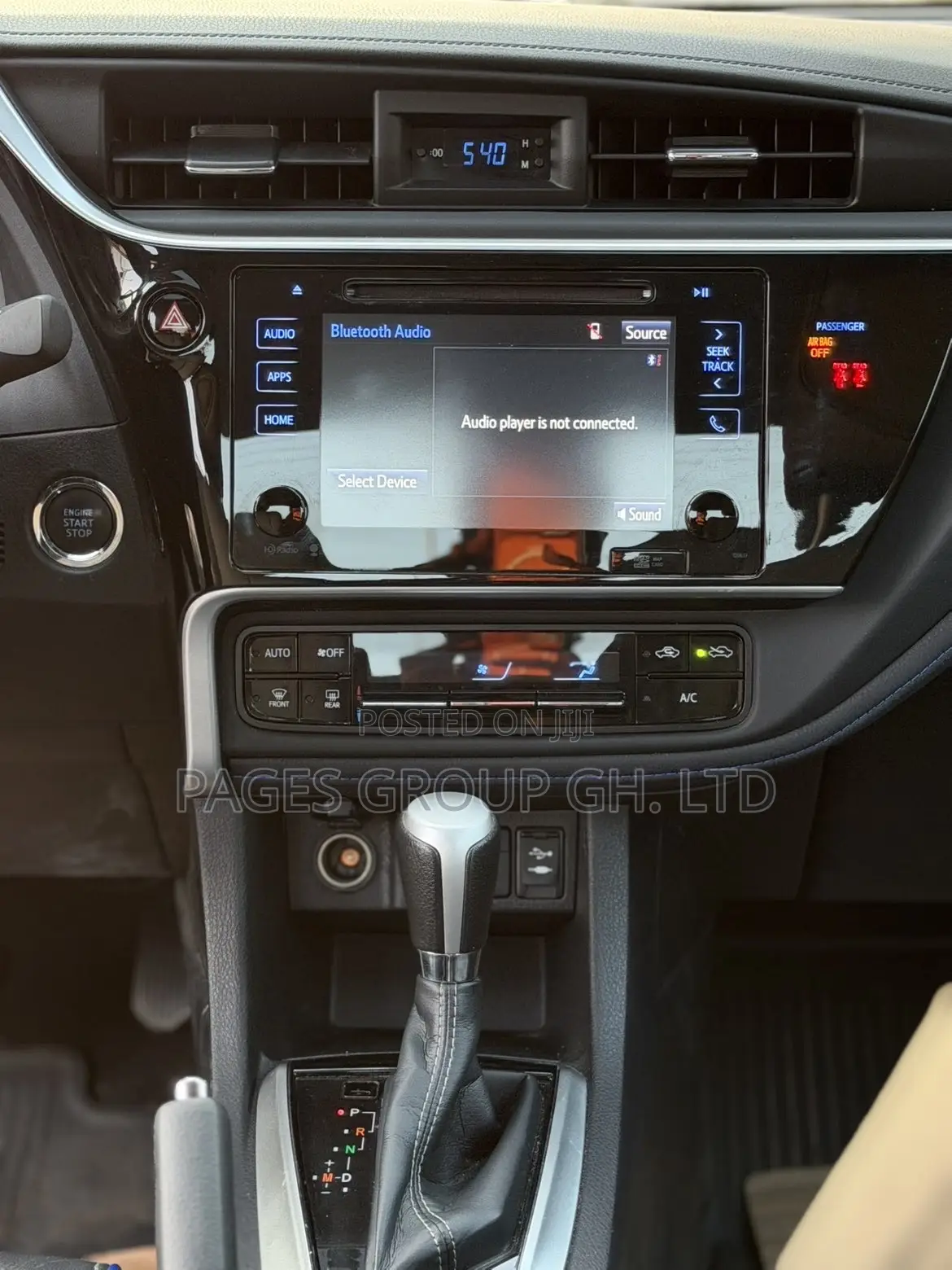 Toyota Corolla XSE (1.8L 4cyl 2A) 2019 Brown
