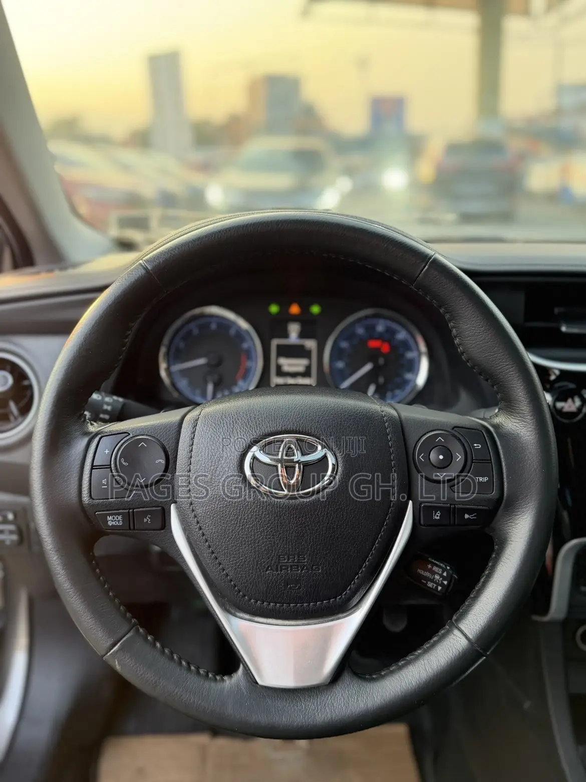 Toyota Corolla XSE (1.8L 4cyl 2A) 2019 Brown