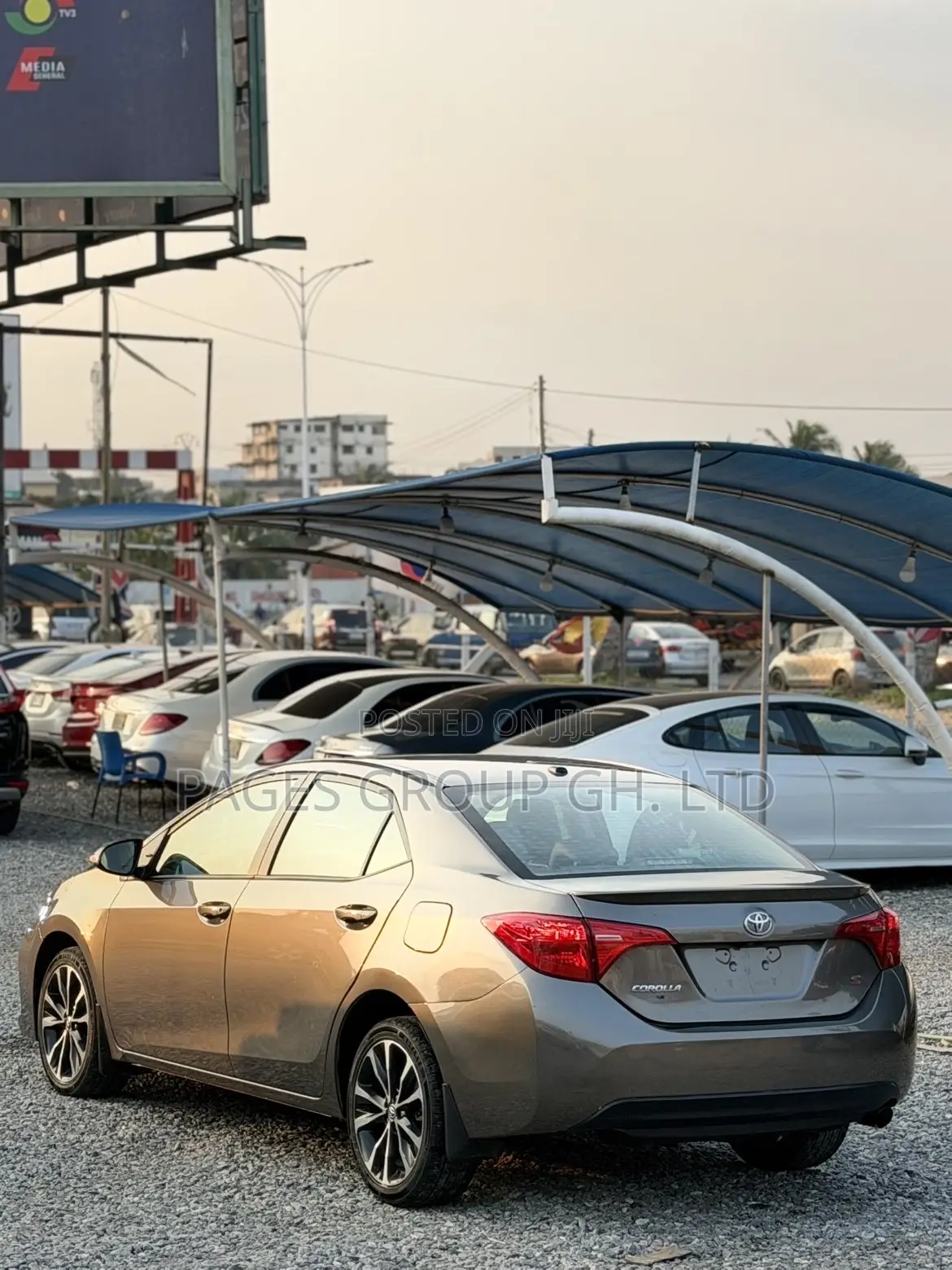 Toyota Corolla XSE (1.8L 4cyl 2A) 2019 Brown