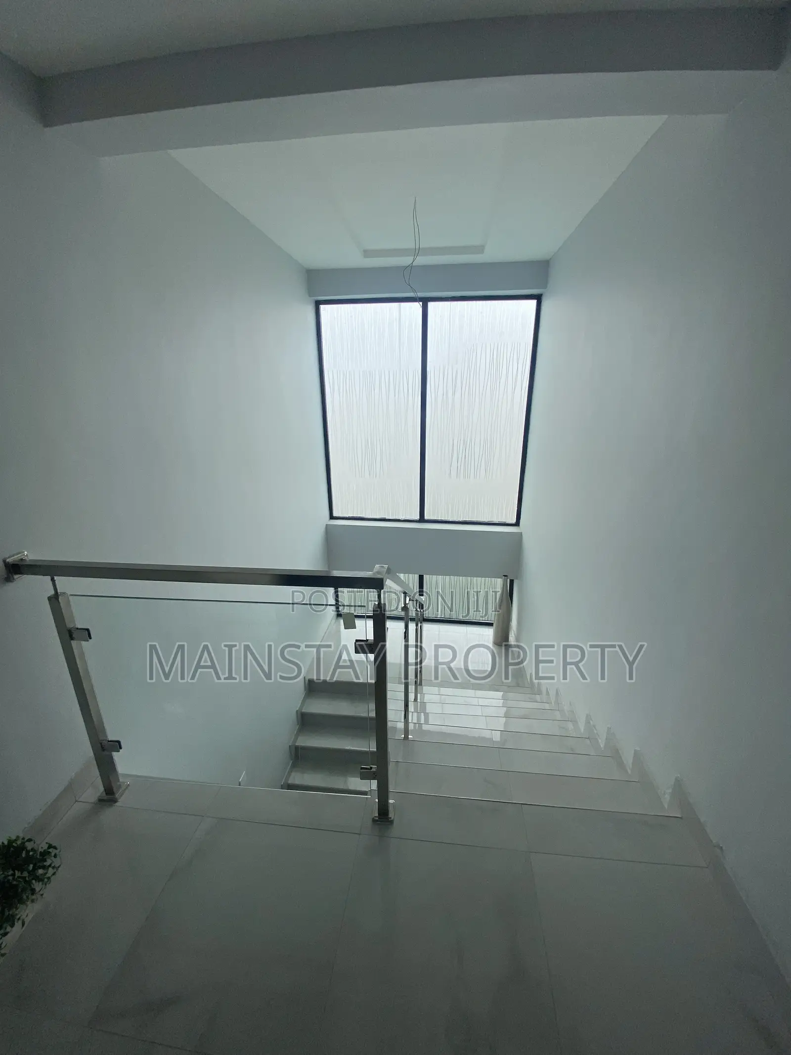 Furnished 3bdrm Townhouse / Terrace in Mainstay Estates, Tseaddo