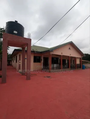 3bdrm Apartment in Pokuase for rent
