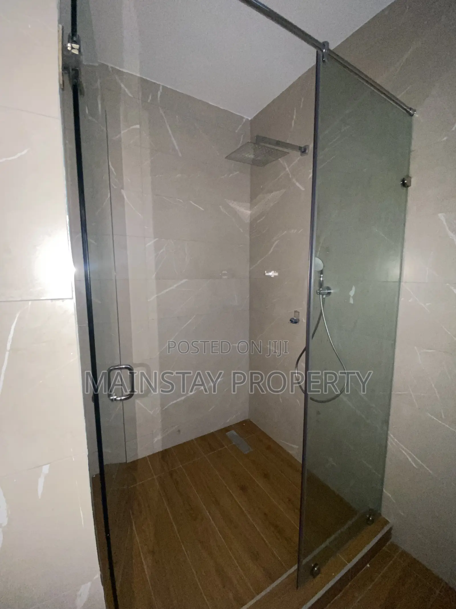4bdrm Townhouse/Terrace in Mainstay Estates, Tseaddo for sale