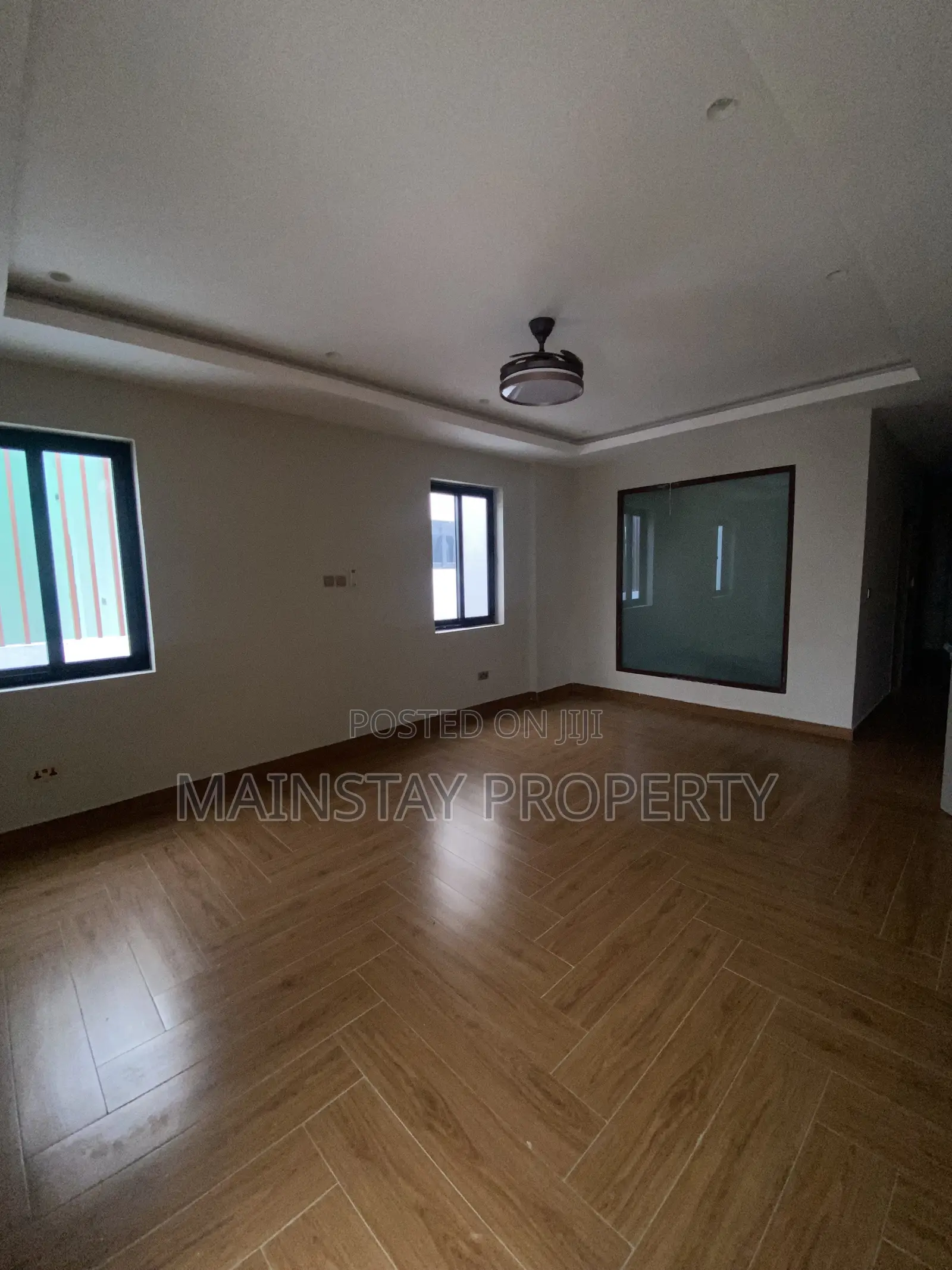 4bdrm Townhouse/Terrace in Mainstay Estates, Tseaddo for sale