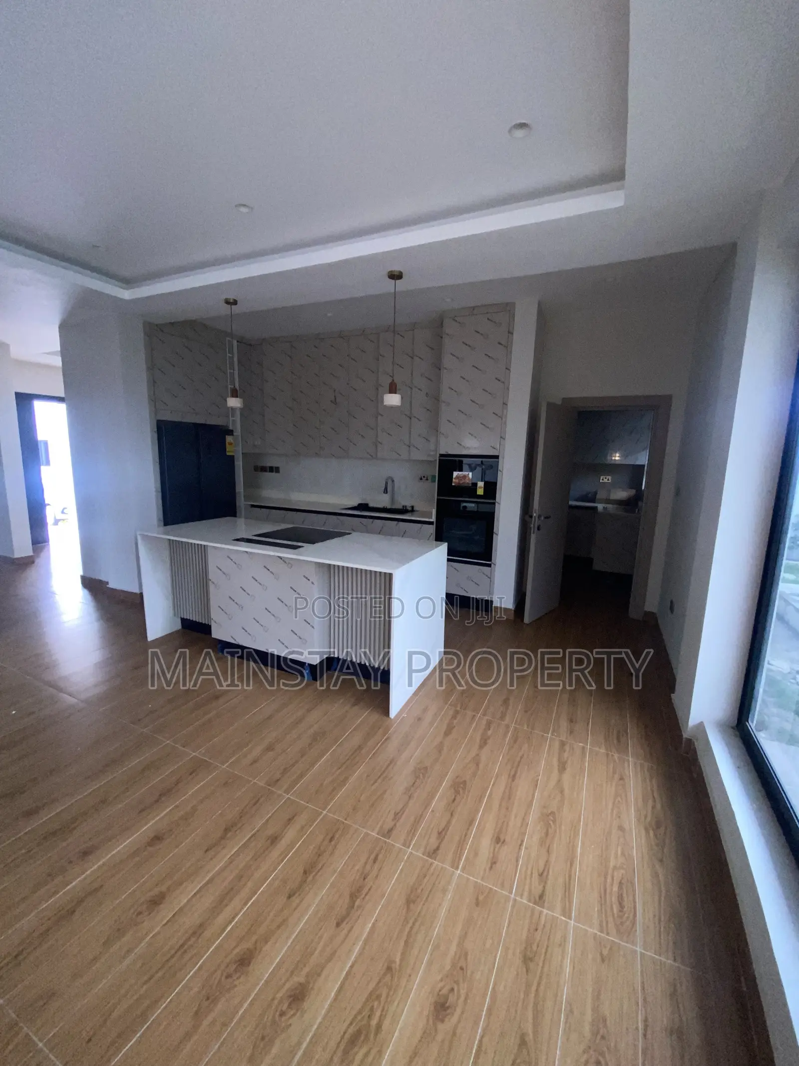 4bdrm Townhouse/Terrace in Mainstay Estates, Tseaddo for sale