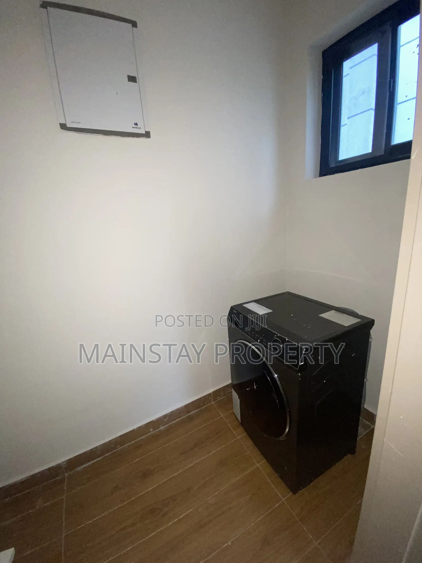 4bdrm Townhouse/Terrace in Mainstay Estates, Tseaddo for sale