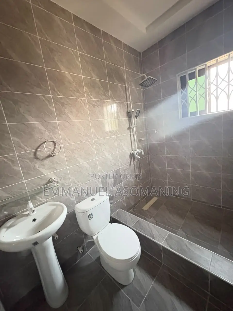 2bdrm Condo in N/A, Olebu for rent