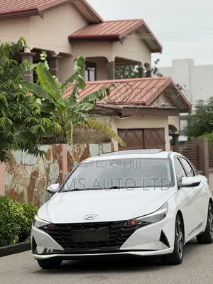 Hyundai Elantra Limited 2023 White