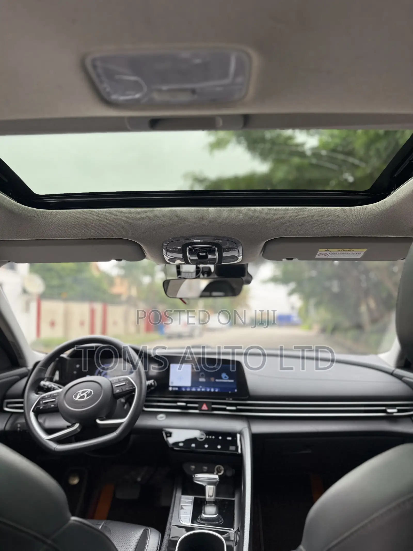 Hyundai Elantra Limited 2023 White