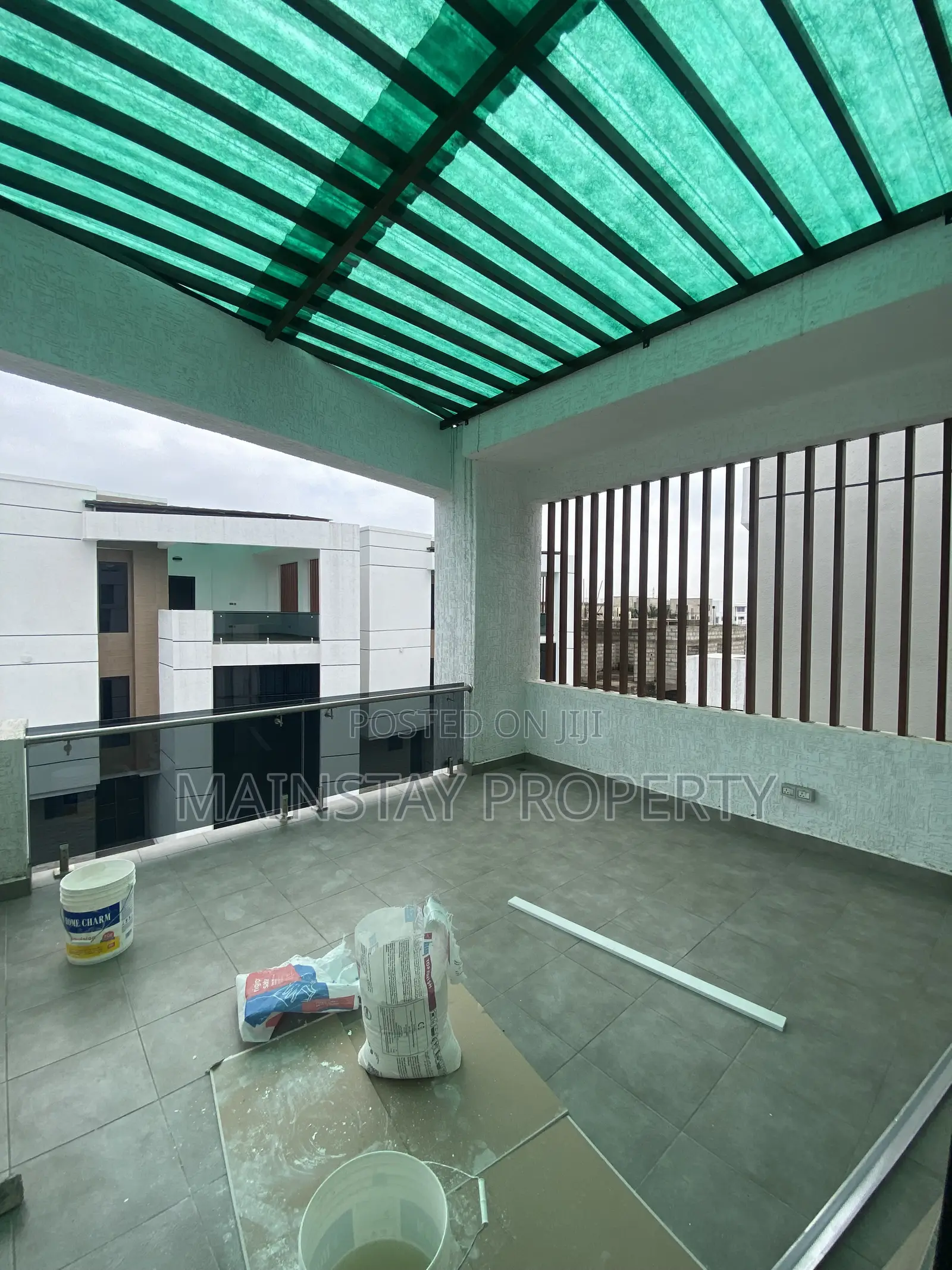 3bdrm Townhouse/Terrace in Mainstay Estates, Tseaddo for sale