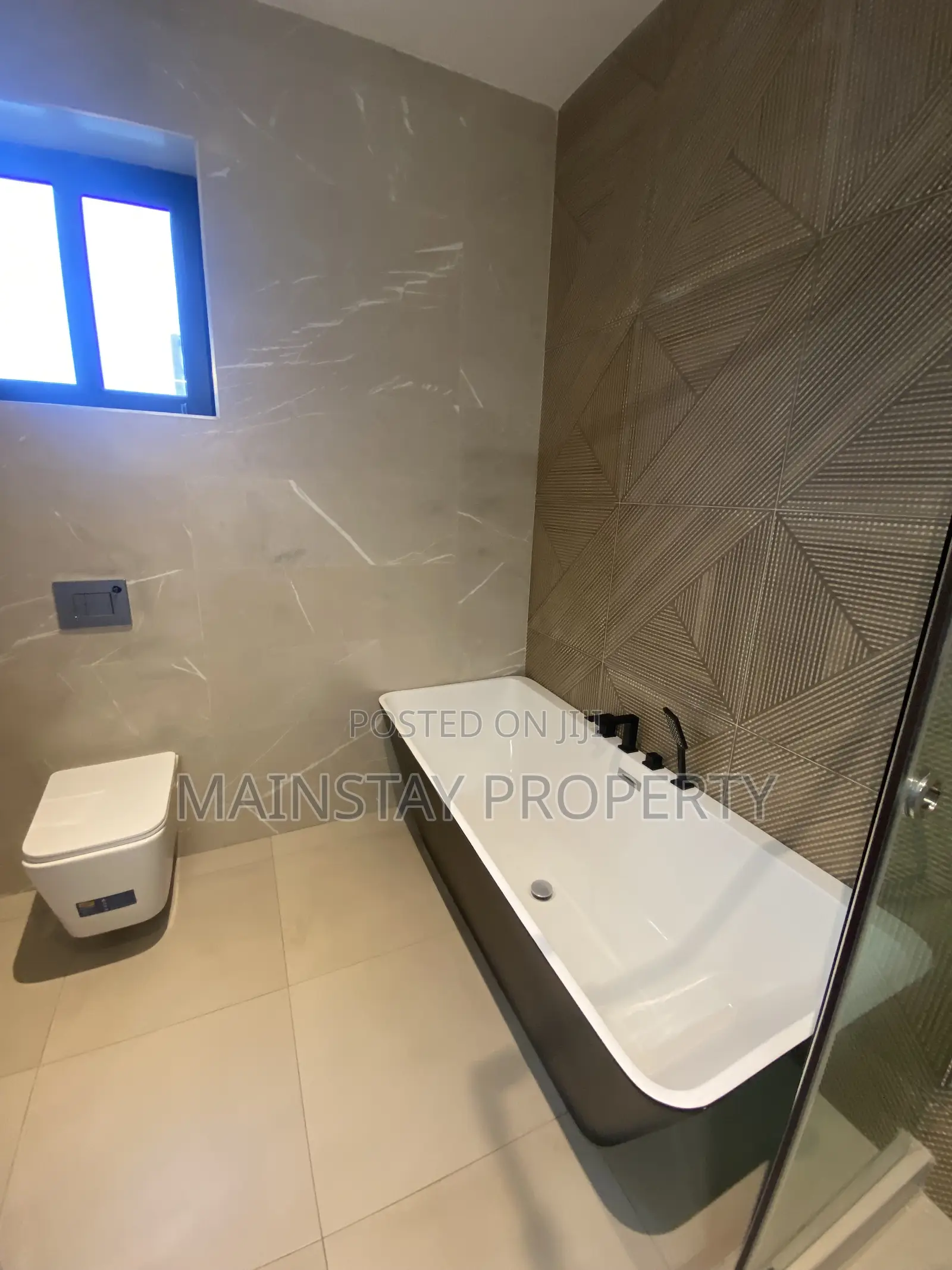 3bdrm Townhouse/Terrace in Mainstay Estates, Tseaddo for sale