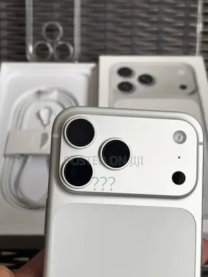 Apple iPhone 17 Pro Max 256 GB Silver