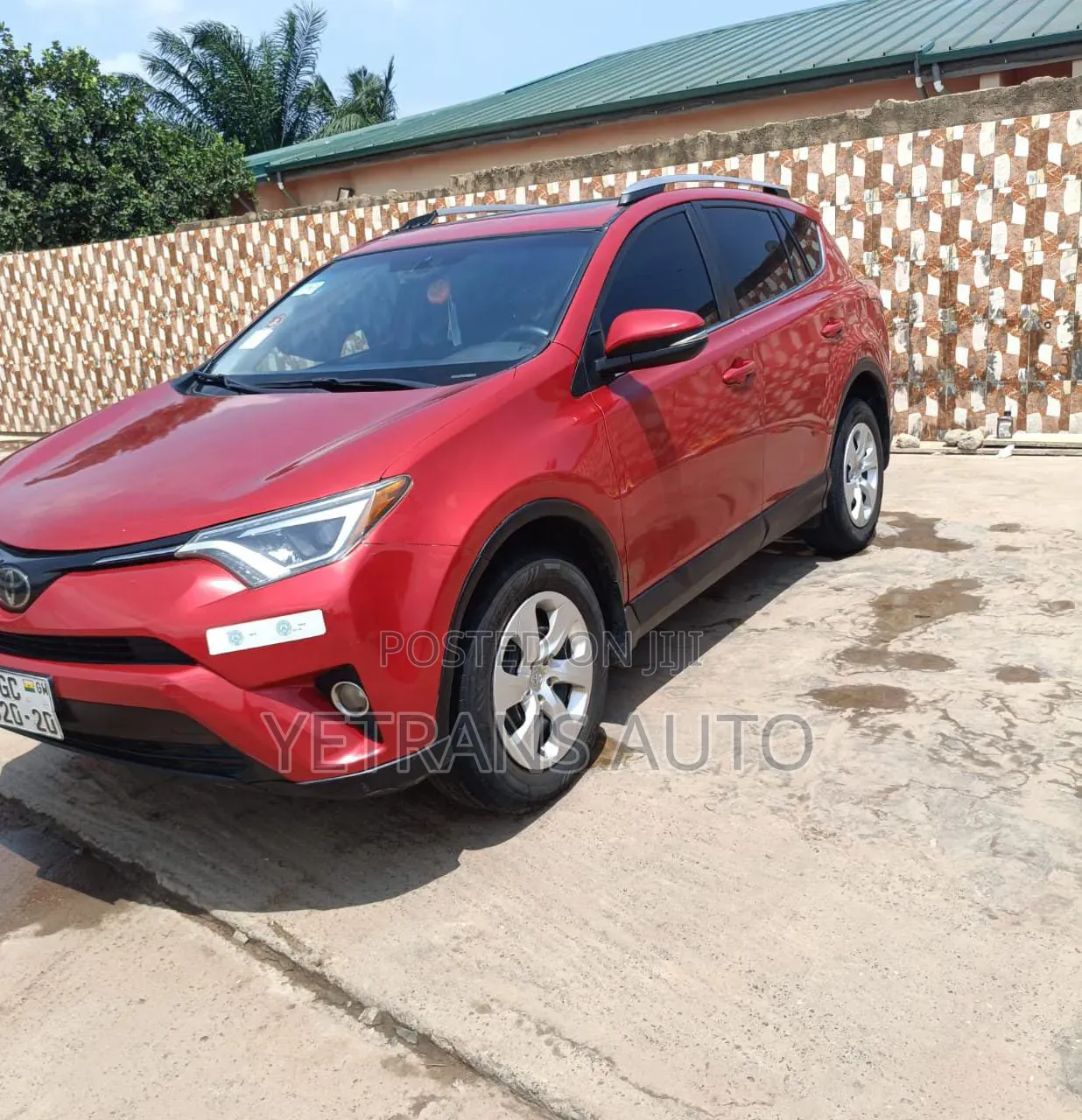 Toyota RAV4 2018 Red