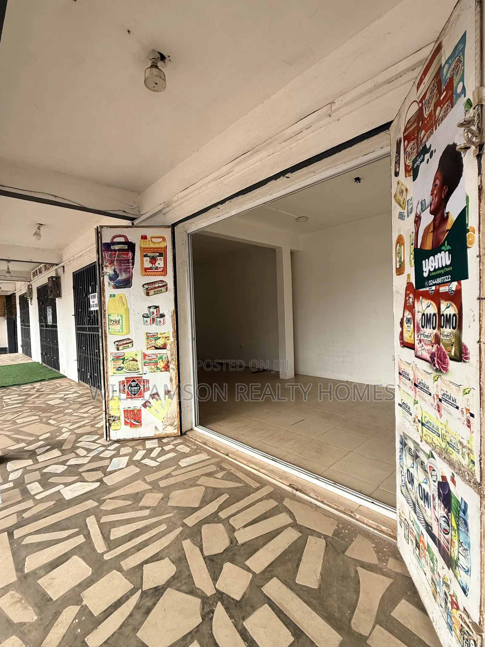 Double Downstairs Shop/Store/Office Space/Showroom/Warehouse,spintex