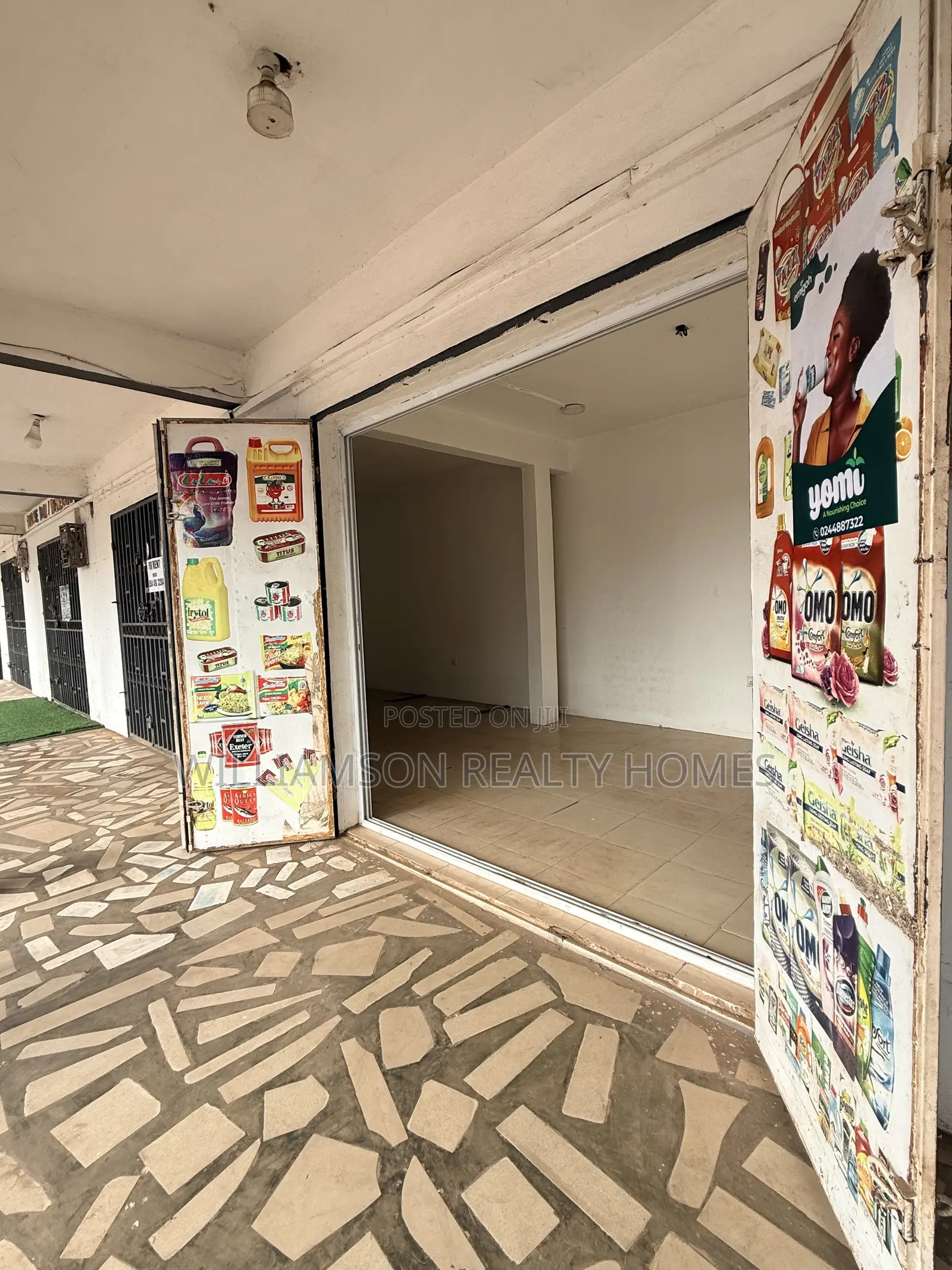 Double Downstairs Shop/Store/Office Space/Showroom/Warehouse,spintex