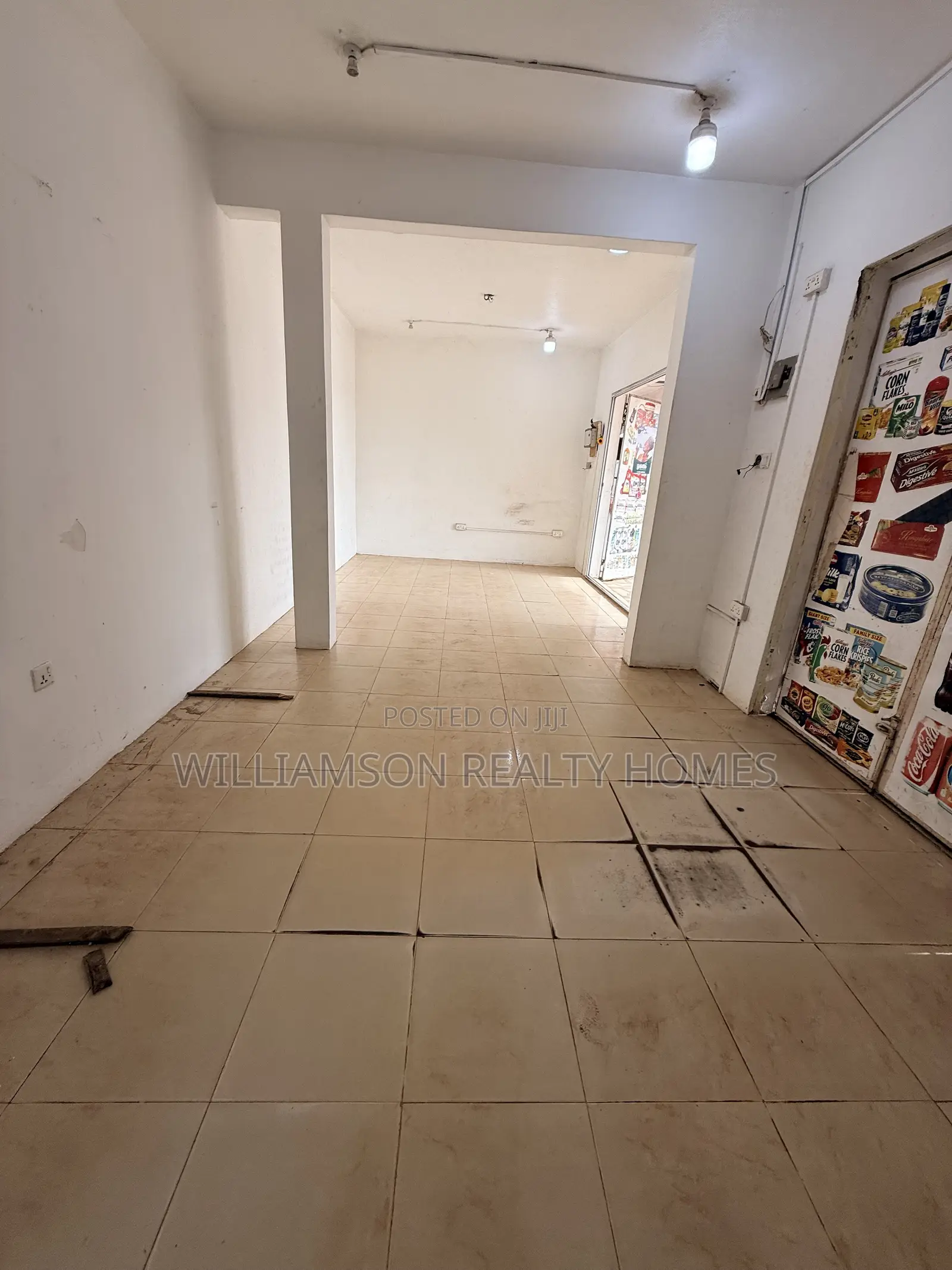 Double Downstairs Shop/Store/Office Space/Showroom/Warehouse,spintex