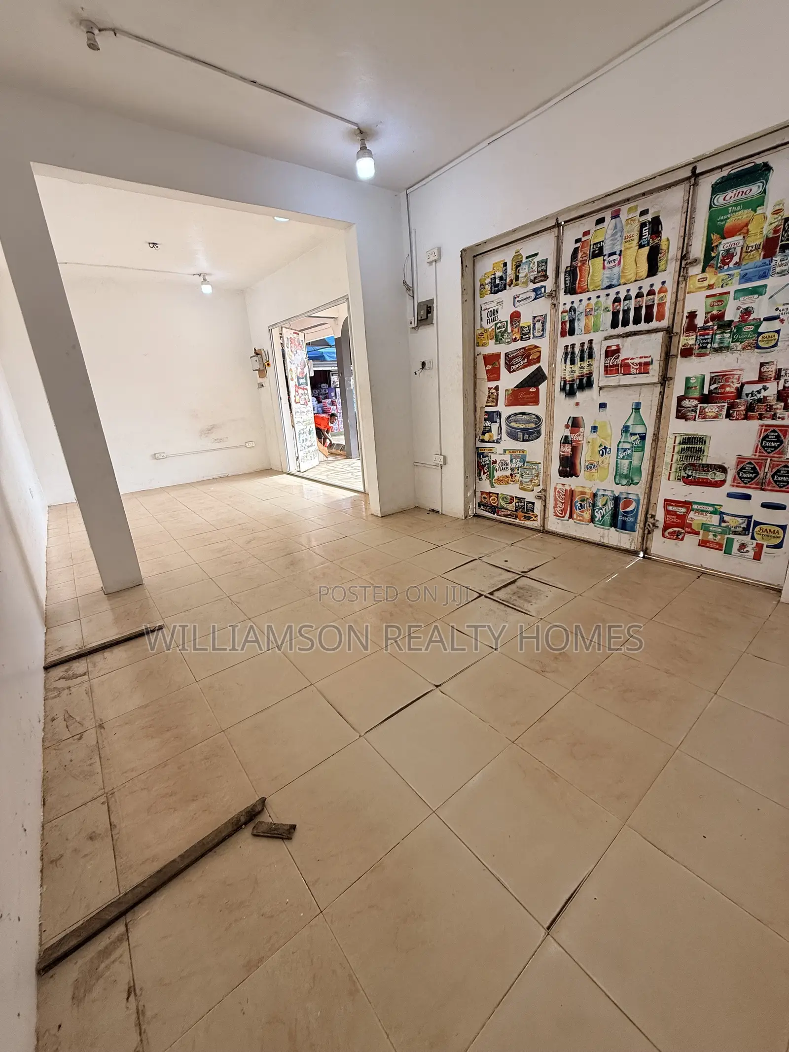 Double Downstairs Shop/Store/Office Space/Showroom/Warehouse,spintex
