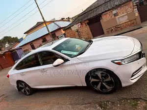 Honda Accord Touring 2018 White