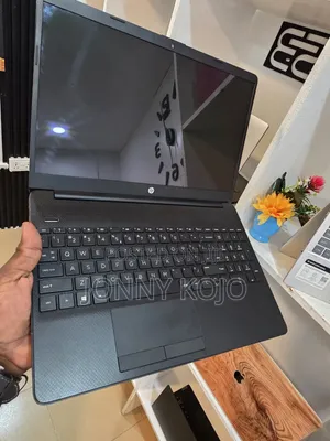 Laptop HP 15-fd1020ns 8GB Intel Core i5 SSD 256GB