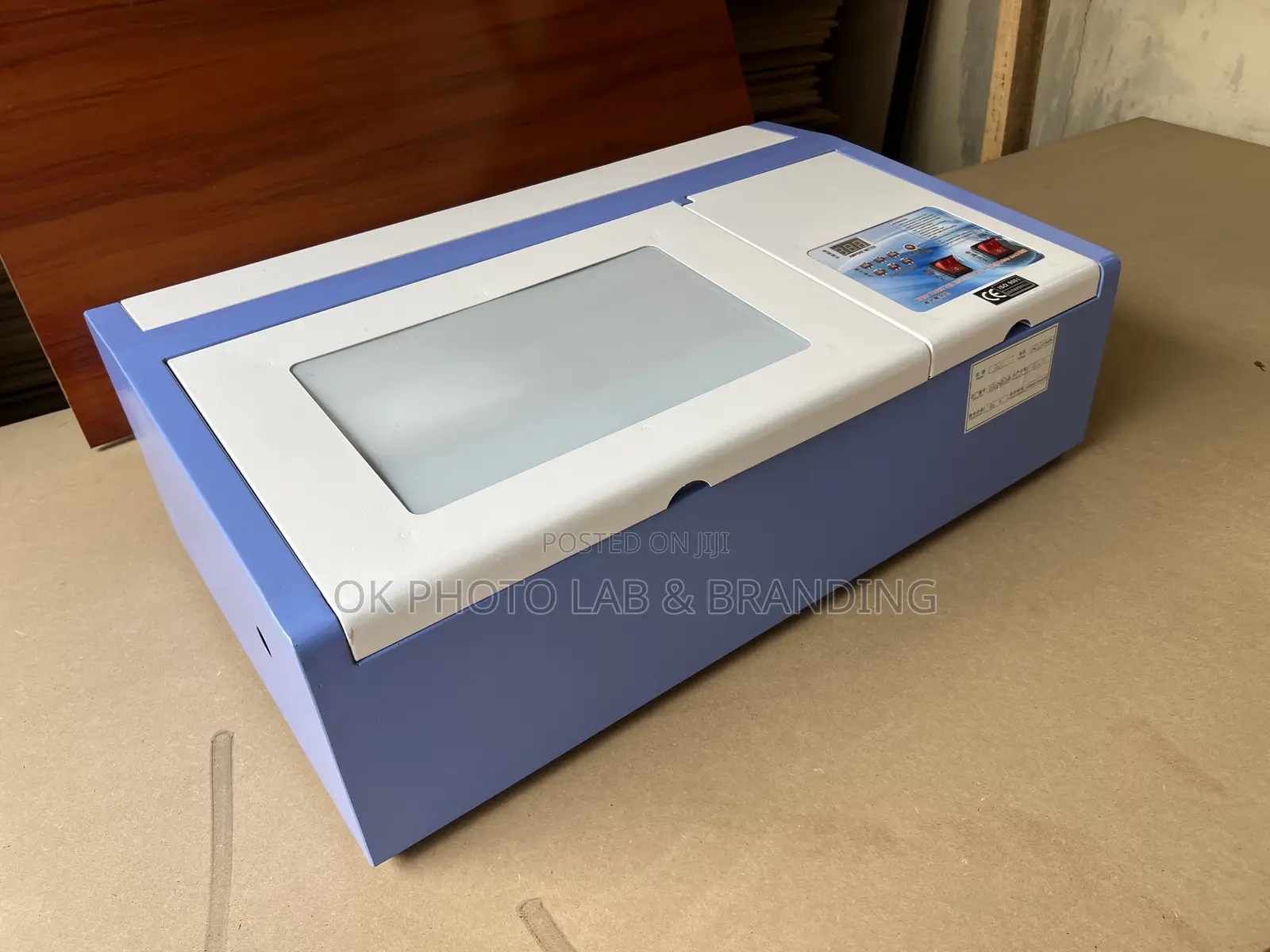 Laser Glass and Wood Engraving and Cutting Machine
