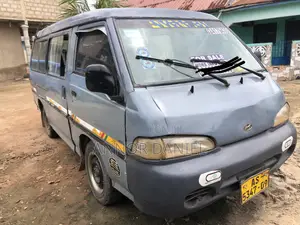 Hyundai H-100 1999 Grey