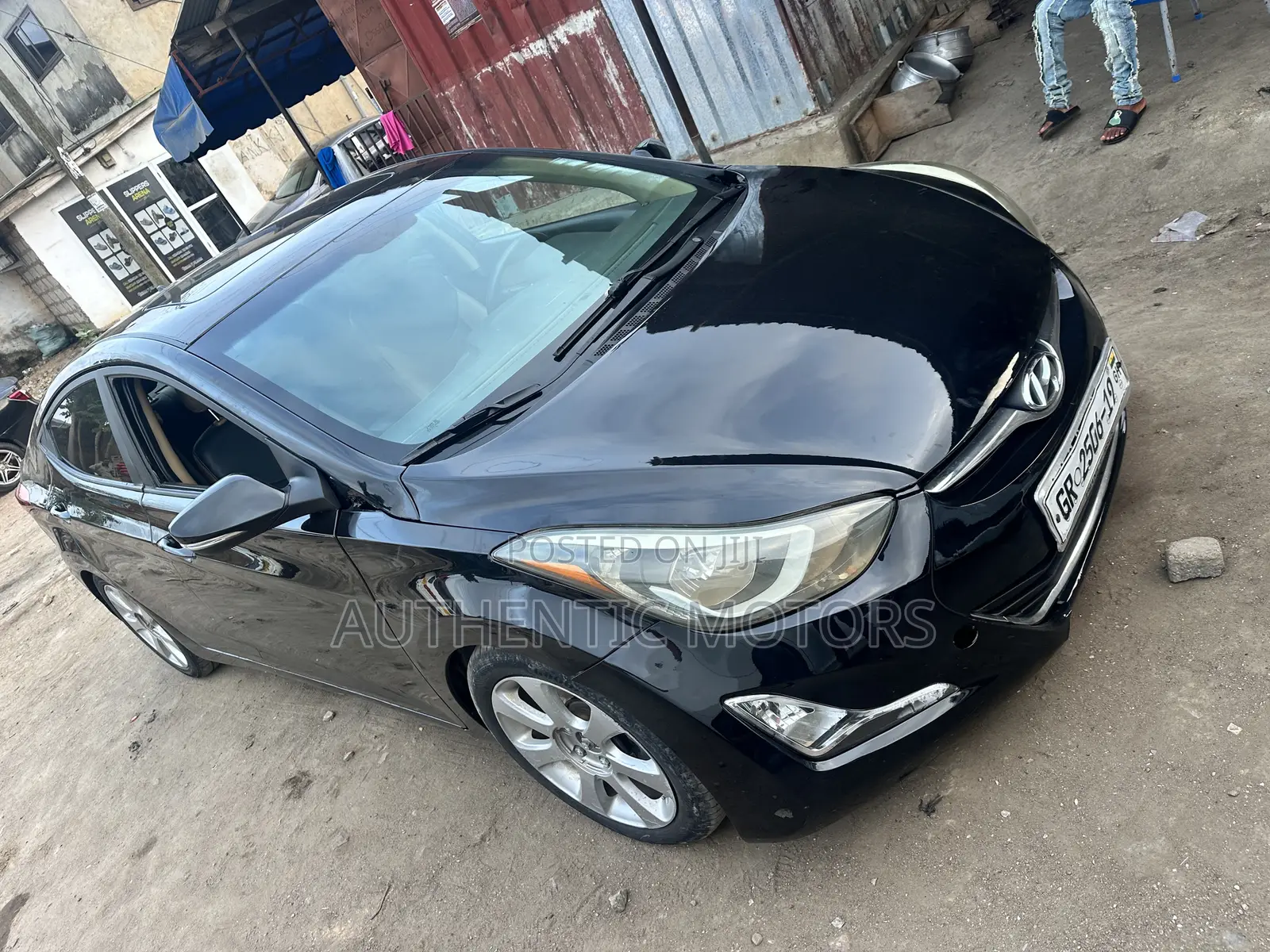 Hyundai Elantra Limited Sedan FWD (1.8L 4cyl 6A) 2013 Black