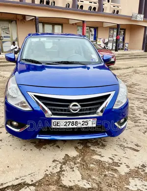 Nissan Versa 1.6 S 2017 Blue