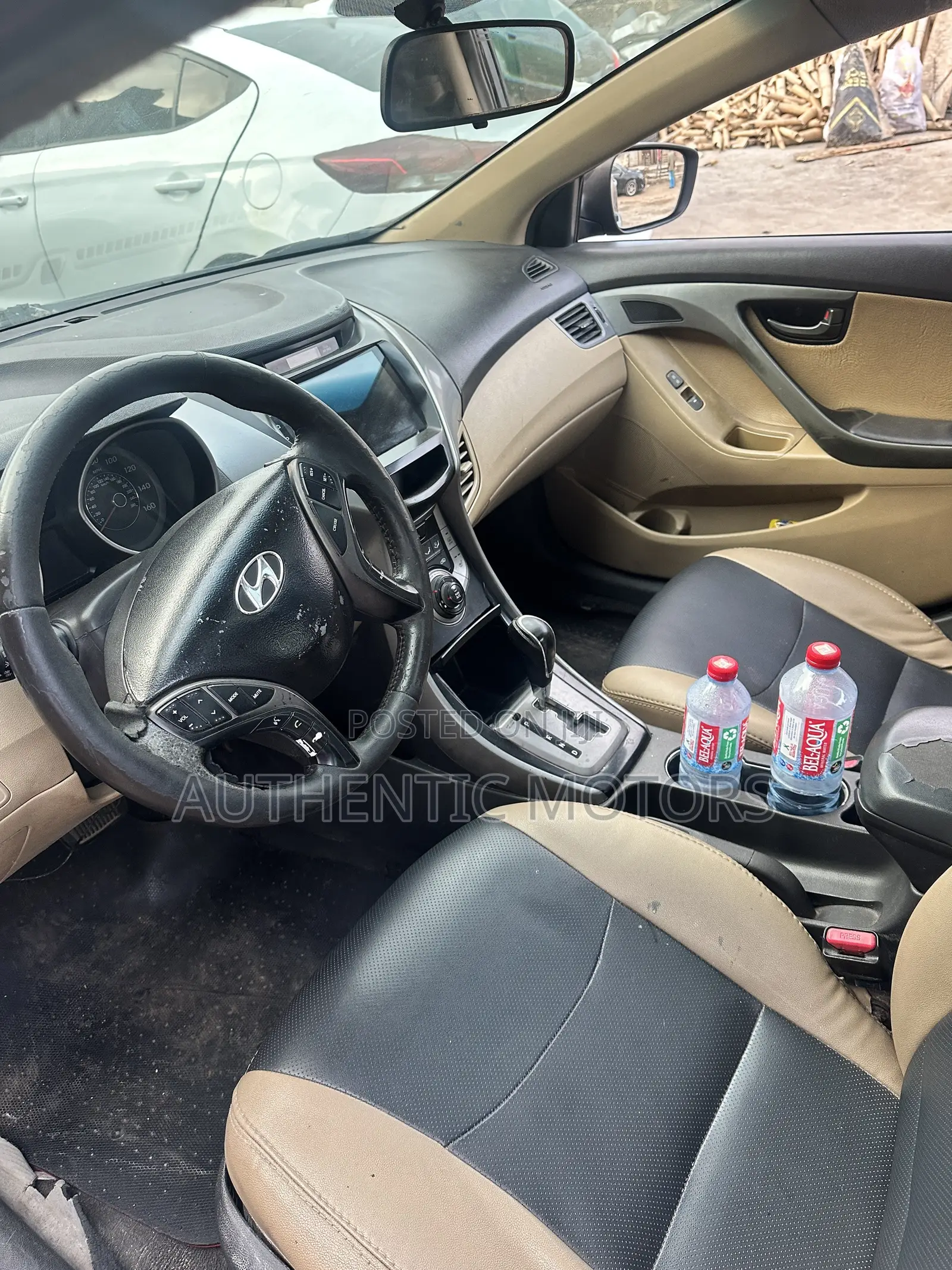 Hyundai Elantra Limited Sedan FWD (1.8L 4cyl 6A) 2013 Black