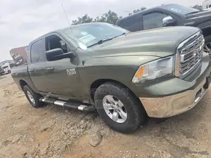 RAM 1500 2021 Green