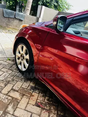Hyundai Elantra Limited 2012
