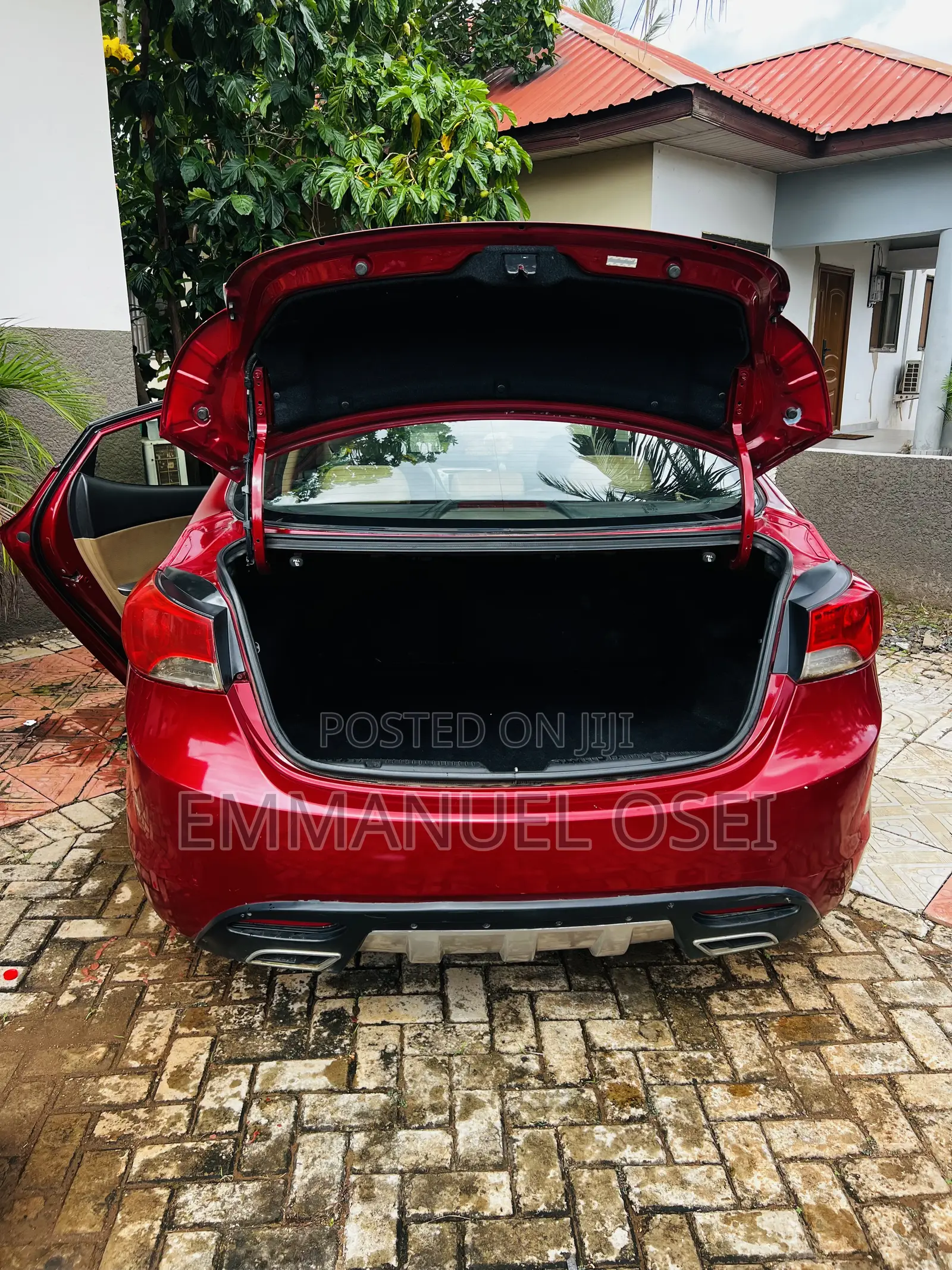 Hyundai Elantra Limited 2012