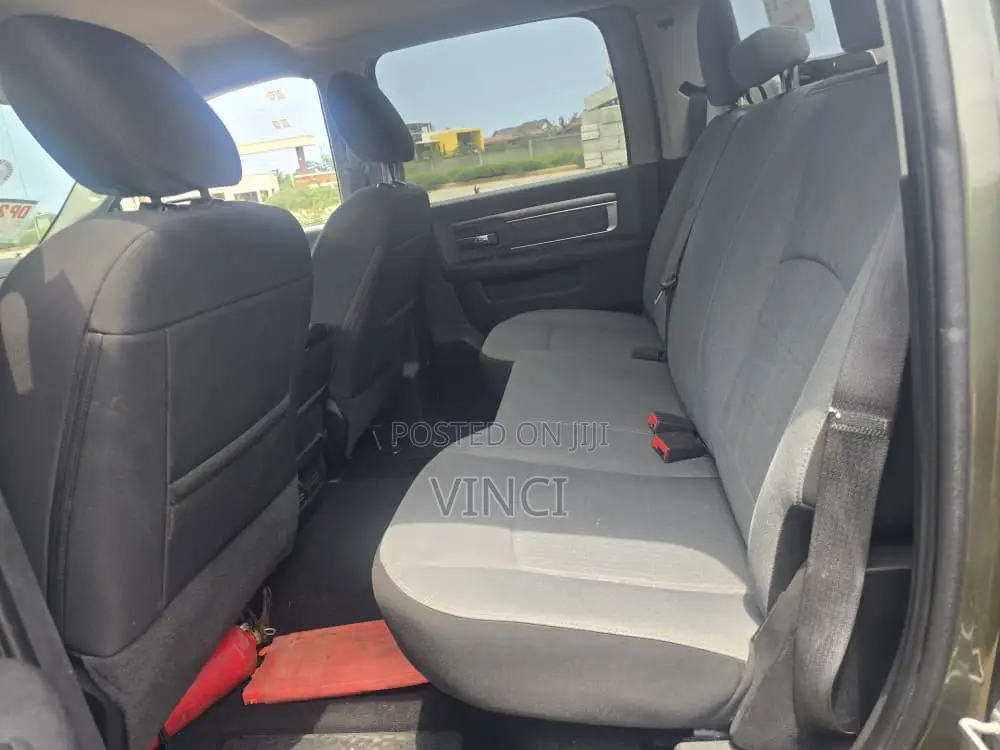 RAM 1500 2021 Green