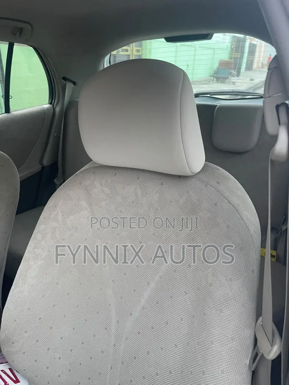 Toyota Vitz 1.5 FWD 3dr 2010 White