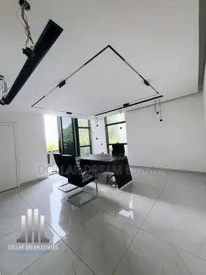 4bdrm Townhouse/Terrace in Dzorwulu for sale