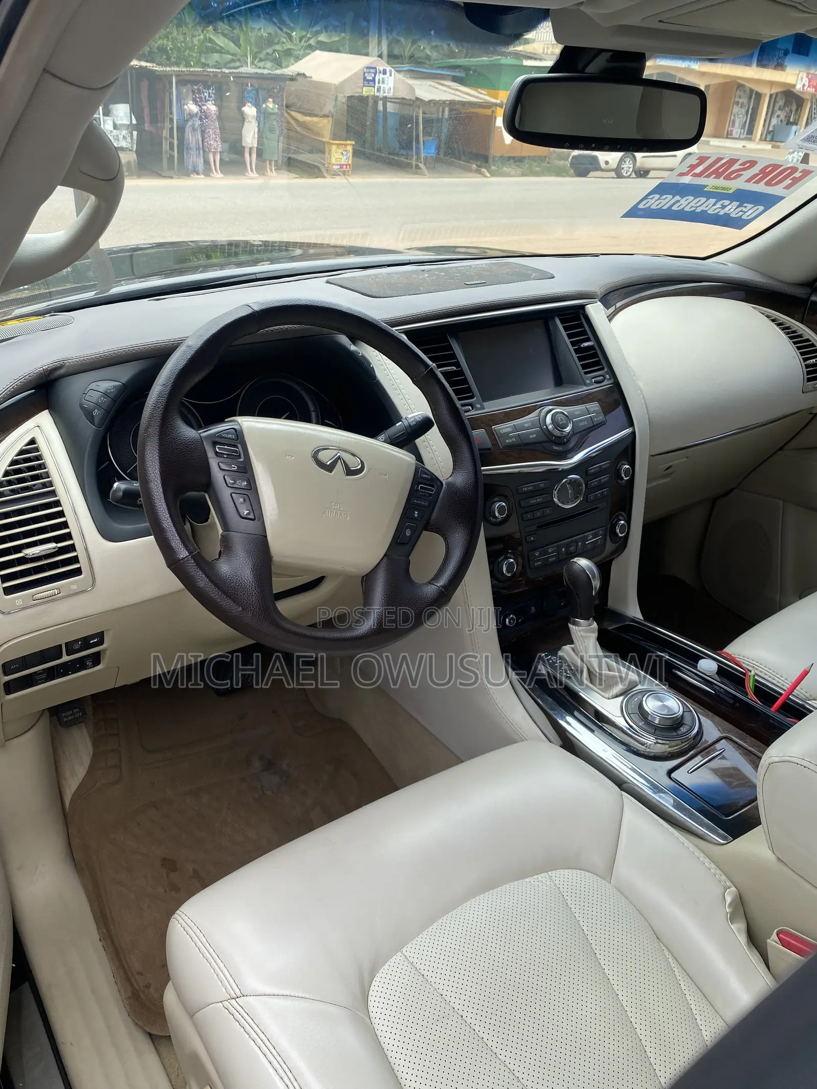 Infiniti QX56 2012 Maroon