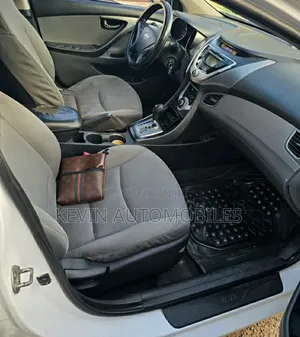 Hyundai Elantra 2013 White