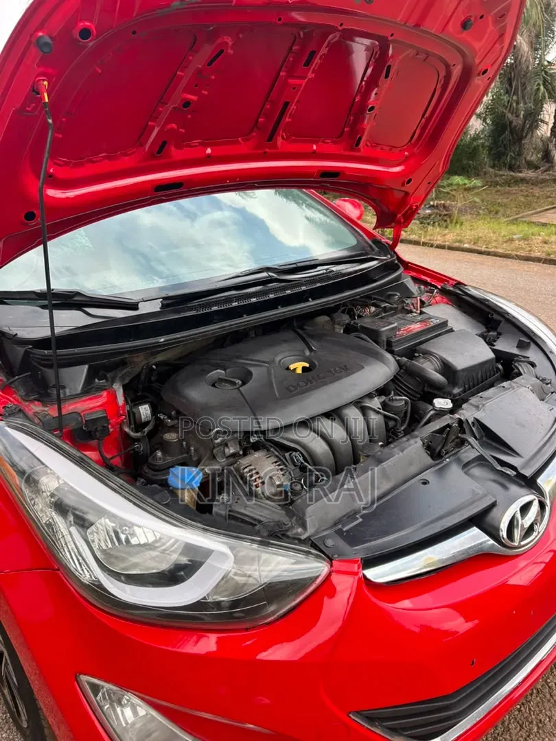 Hyundai Elantra 2015 Red