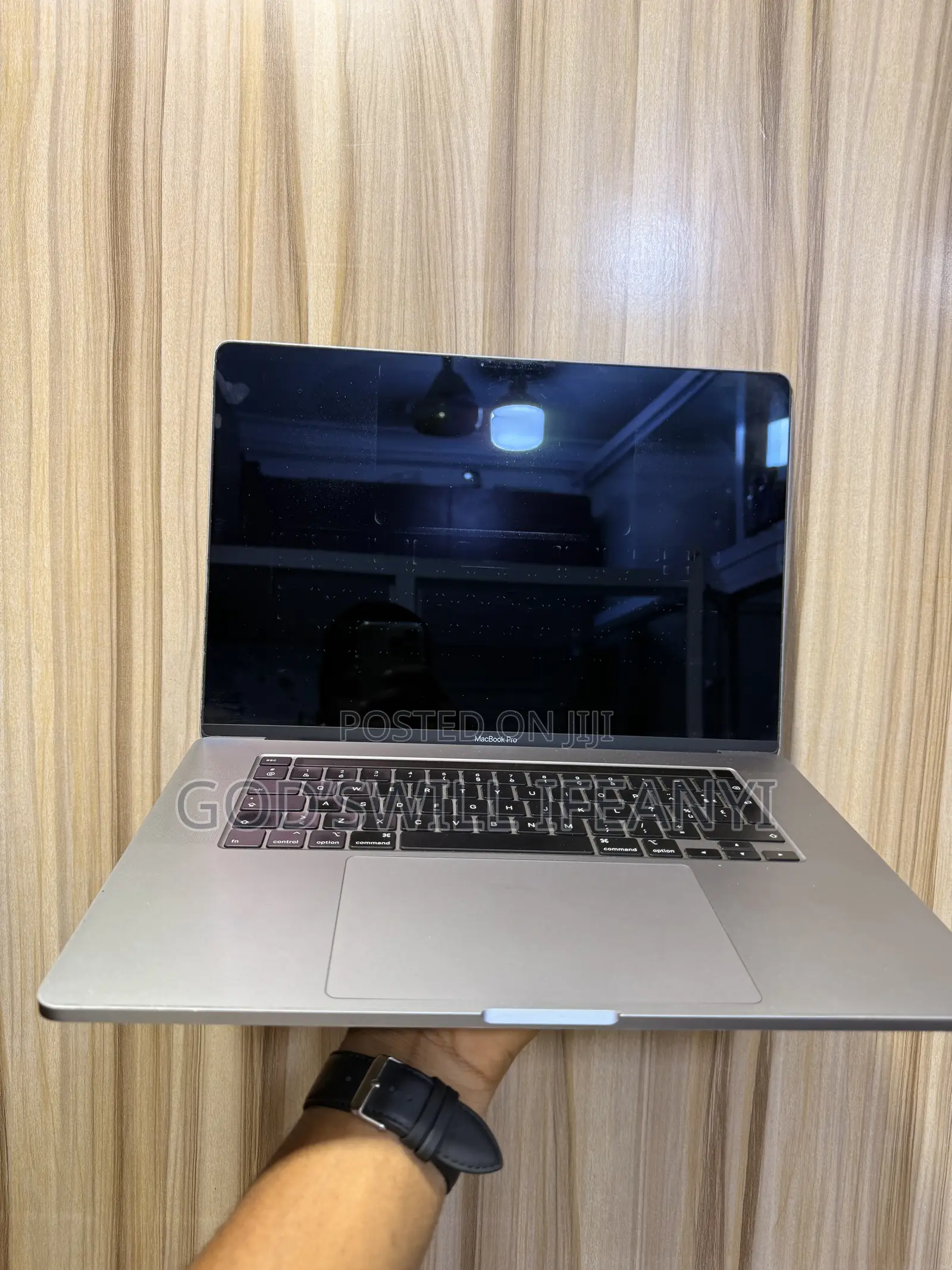 Laptop Apple MacBook Pro 2019 16GB Intel Core i7 SSD 512GB