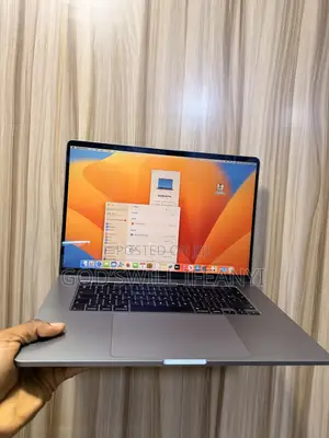 Laptop Apple MacBook Pro 2019 16GB Intel Core i7 SSD 512GB