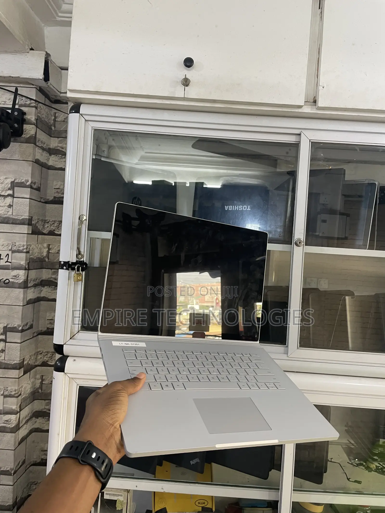 Laptop Microsoft Surface Book 2 16GB Intel Core i7 SSD 256GB