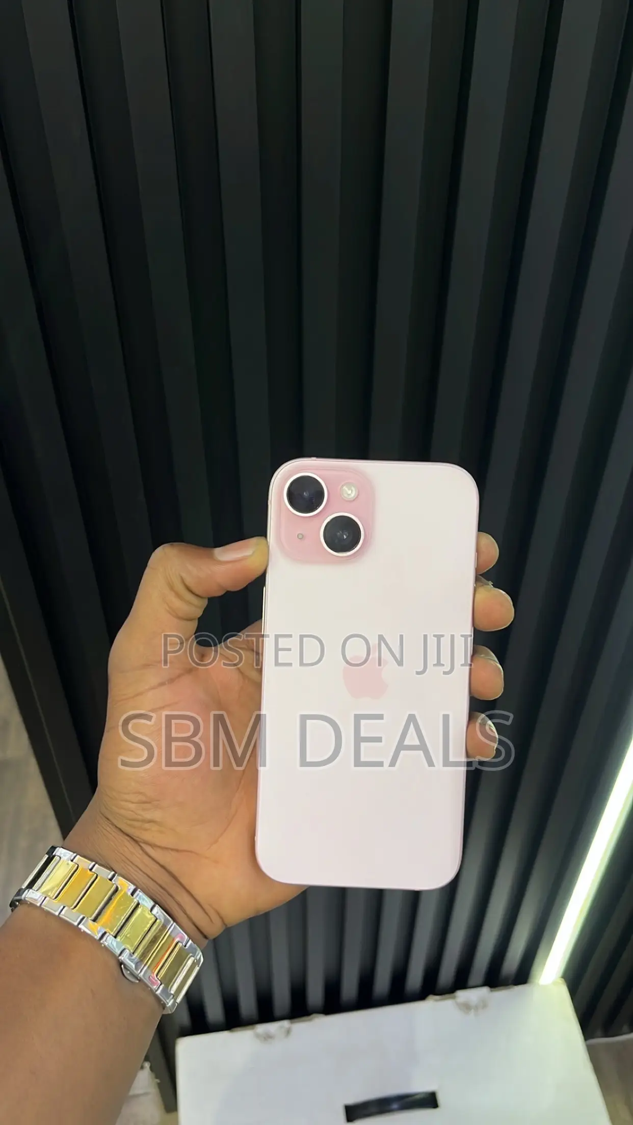 Apple iPhone 15 128 GB Pink