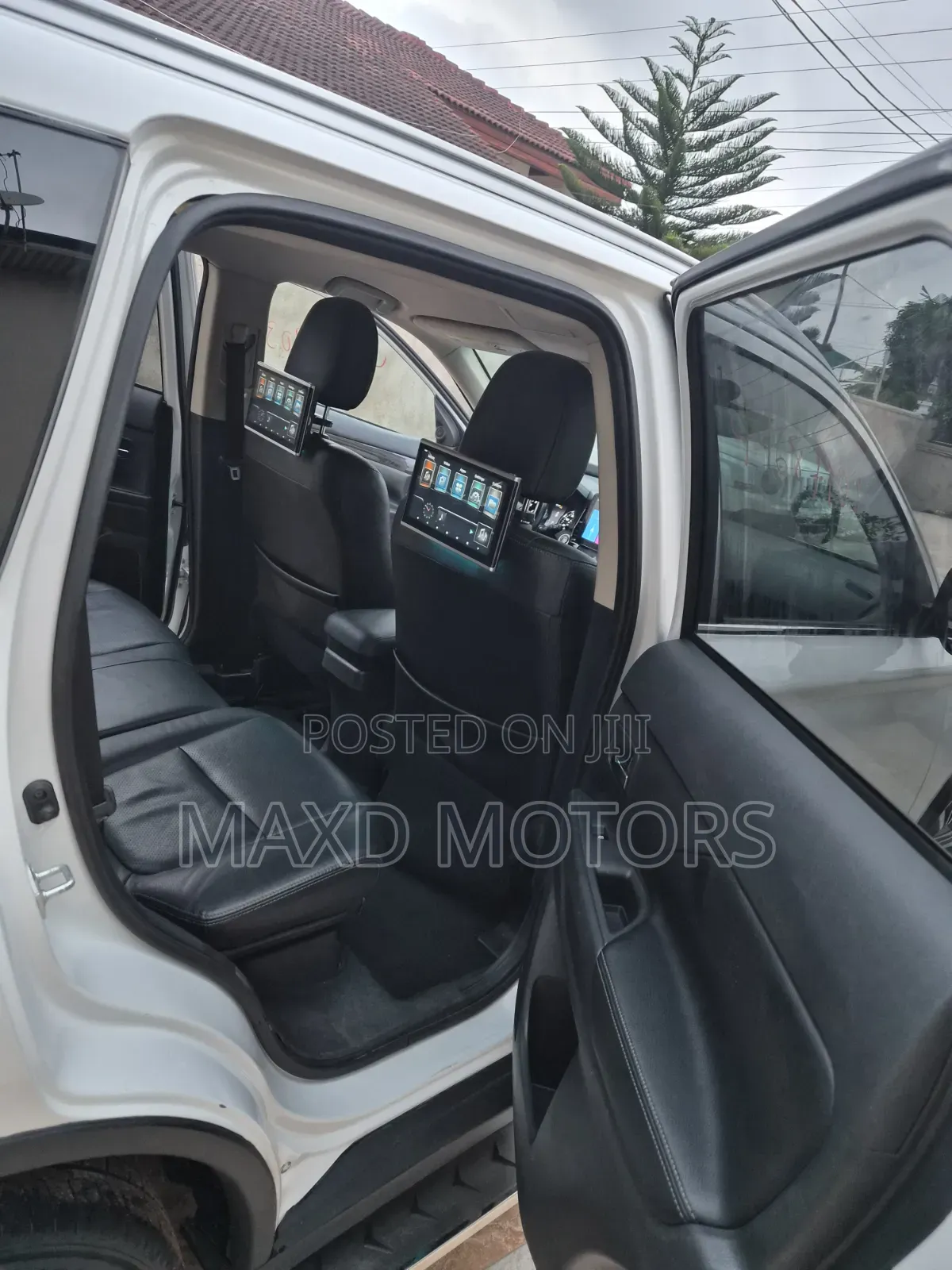 Mitsubishi Outlander 2018 White