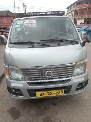 Nissan Caravan 2012 Gray