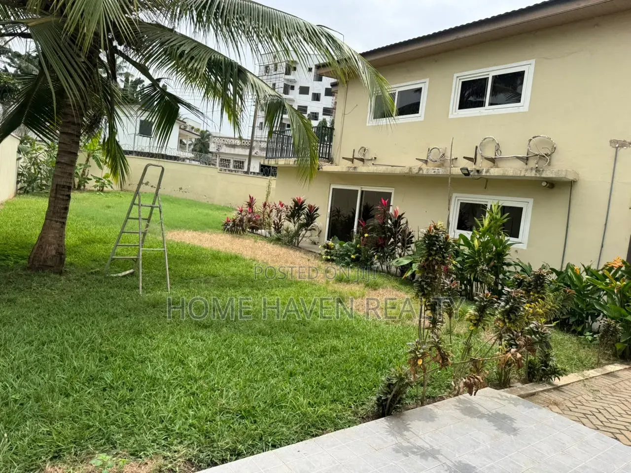 4bdrm House in Cantonment, Prisons for rent