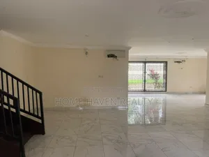 4bdrm House in Cantonment, Prisons for rent